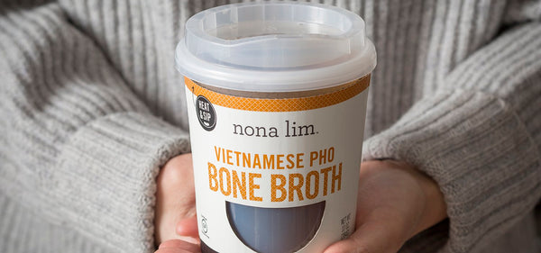 Bone Broth Diet & Why You Should Add It To Your Daily Routine