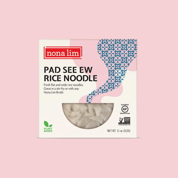 Package of Pad See Ew Flat Rice Noodles